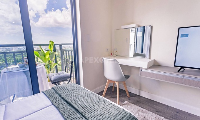 Mabolo Condo | Astounding Modern Cebu Home Office Balcony Central