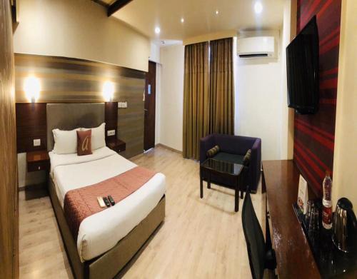 Kadubeesanahalli Hotel | Astra Hotels & Suites - Kadubeesanahalli ,Opposite Oracle and JP Morgan, Marathahalli Outer Ring Road
