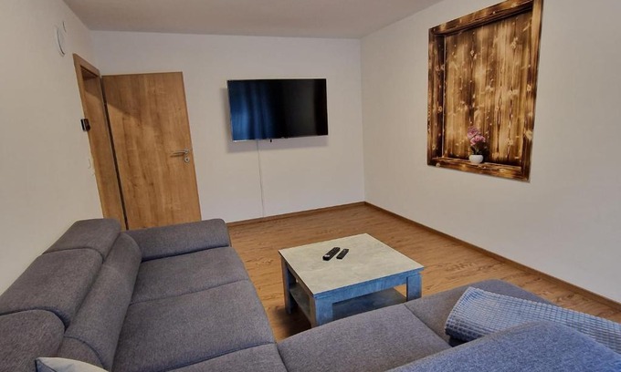 Bruck an der Grossglocknerstrasse Apartment | Ferienwohnung Yilmaz