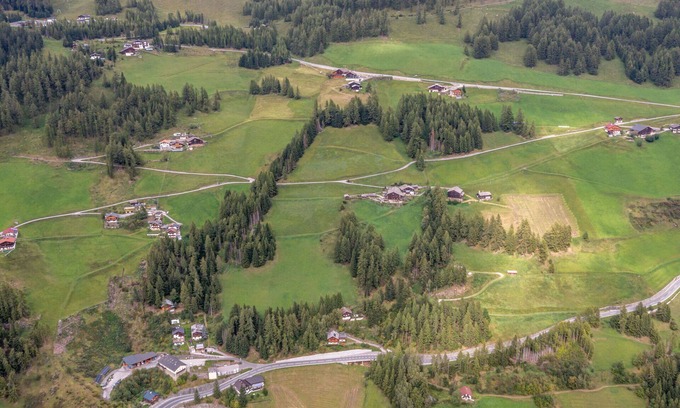 Heiligenblut House | Beautiful private villa for 10 people with WIFI, patio, pets allowed and panoramic view