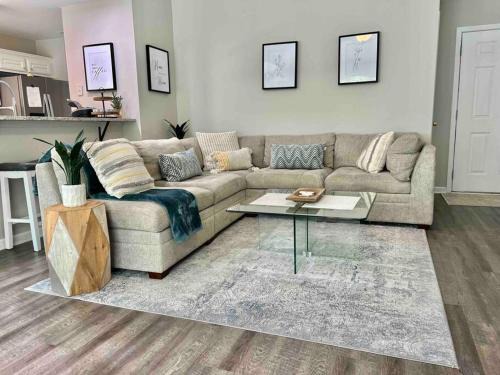 Buford House | At Home by Mall of GA!