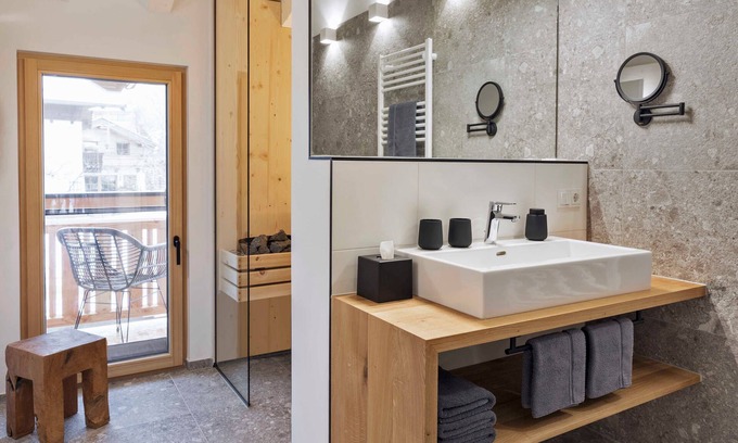 Saalfelden am Steinernen Meer Apartment | Garden apartment with sauna # 3 - Moving mountains boutique apartments