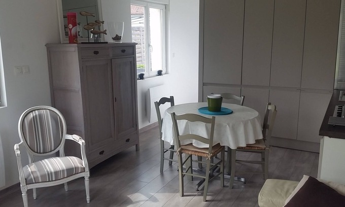 Auchy-les-Mines House | AT THE COZY IS