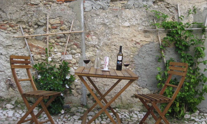 Alfama Apartment | At The End Of The World