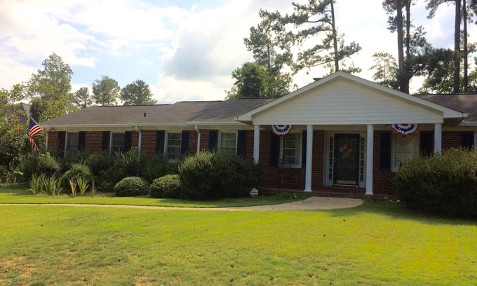 Athens House | Athens Beechwood Hills 3BR/2BA ~ Great for Gameday Weekends, Graduation, etc!