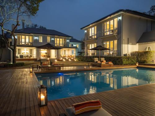 Greater Johannesburg Metropolitan Area Hotel | AtholPlace Hotel & Villa