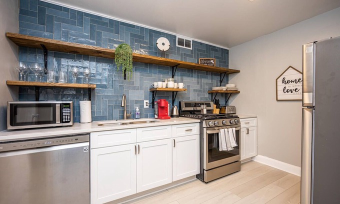 Downtown Atlanta Condo | ATL downtown 2BR King Bed FREE parking