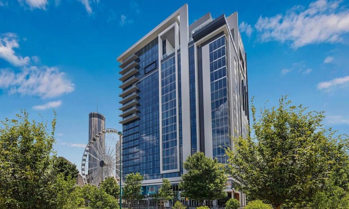 Fairlie-Poplar Historic District Hotel | Atlanta Margaritaville Studio Deluxe Unit!