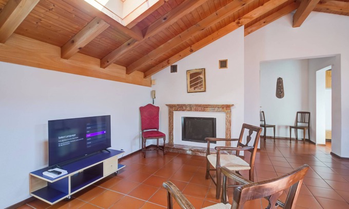 Castelrotto Apartment | Attico a Caslano, Caslano, Switzerland