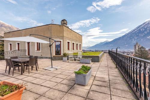 Aosta Apartment | Attico esclusivo Teatro Romano