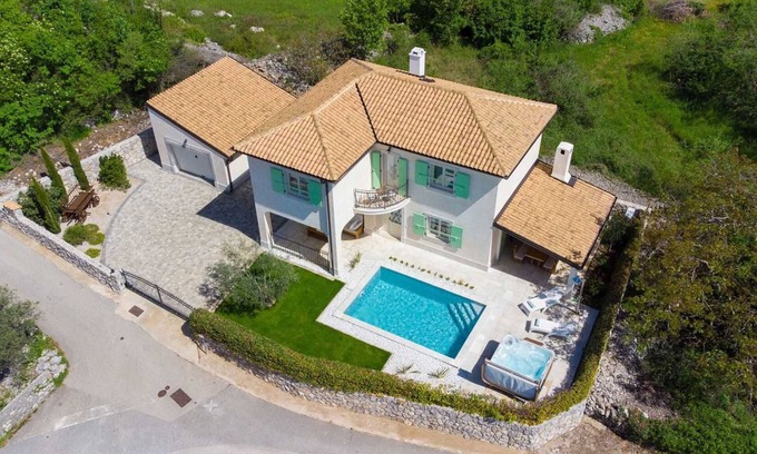 Krk House | Attractive Holiday house MARE with swimming pool and jacuzzi