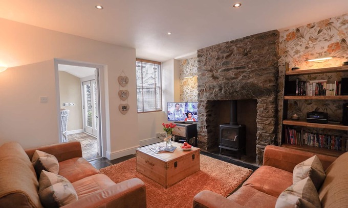 Bowness-on-Windermere Cottage | Attractive Terraced Character Cottage In The Heart Of This Popular Village