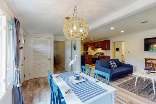 Sherrodsville House | Atwood Breeze-Tranquil Lake Escape