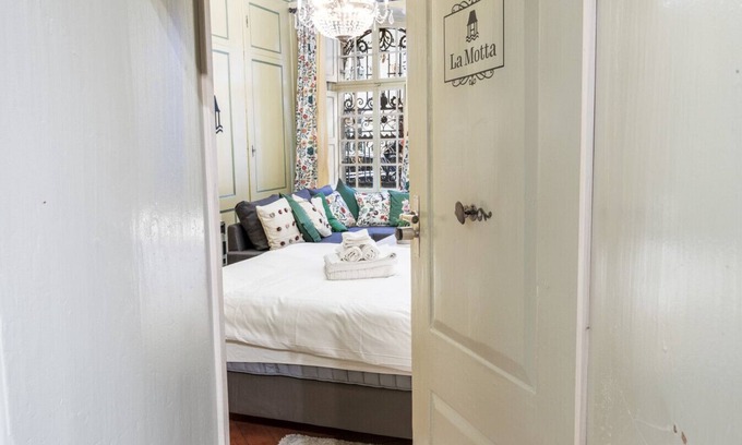 Fribourg Apartment | Atypical room in Fribourg's old town