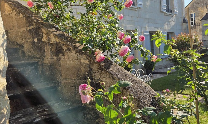 Gennes-Val-de-Loire Bed & Breakfast | AU PIED DU LAVOIR