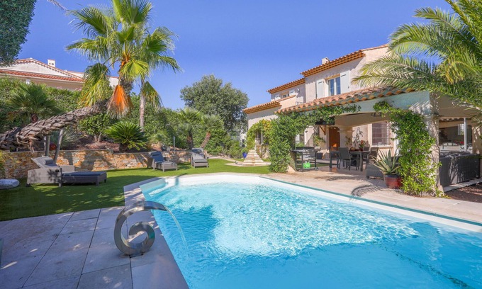 Saint-Aygulf House | Au soleil d'azur with Private Pool, Wi-Fi and Air Conditioning