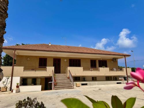 Brucoli Apartment | Augusta Holiday Home