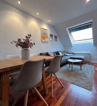 Centro y casco historico Apartment | Aura Oviedo,Atico con garaje,604C