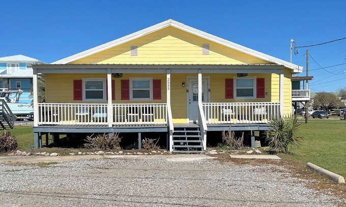 Grand Isle House | Auralee Unit 1 - Beach Access - Island Realty