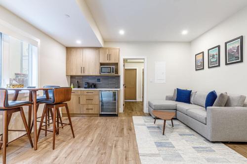 Teepee Town House | Aurora Lite - Brand new suite with private entrance