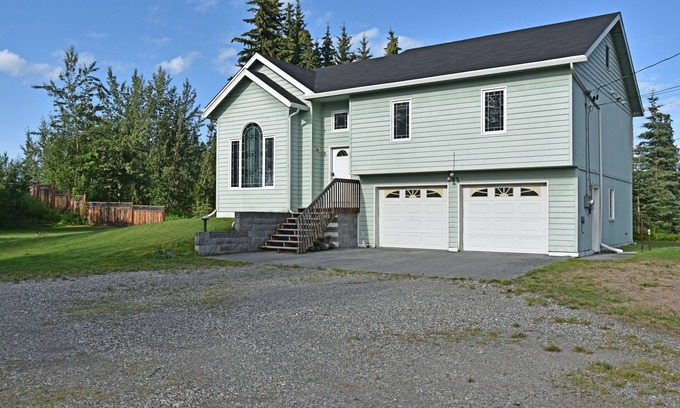 Fairbanks House | Aurora View House in Town 极光盛宴别墅4卧3卫