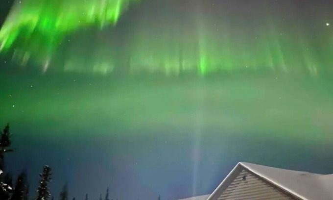 Badger House | Aurora viewing 3BR/2BA home, plus heated 2 car garage, North Pole, AK.