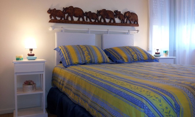 Recoleta Apartment | Austria Sol- Recoleta - Subte. 2 bth. 1 bed. Balcón. Vista a la Calle