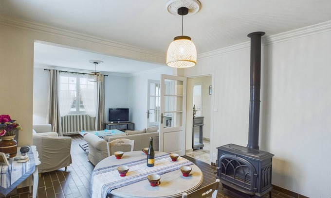 Plovan Ski Chalet | Authentic Breton house for 6 in Plovan