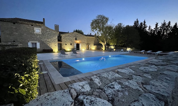 L'Isle-sur-la-Sorgue Other | Authentic renovated Mas provençal in L'Isle sur la Sorgue12 pers 5 bdrm 4 bath/shower room