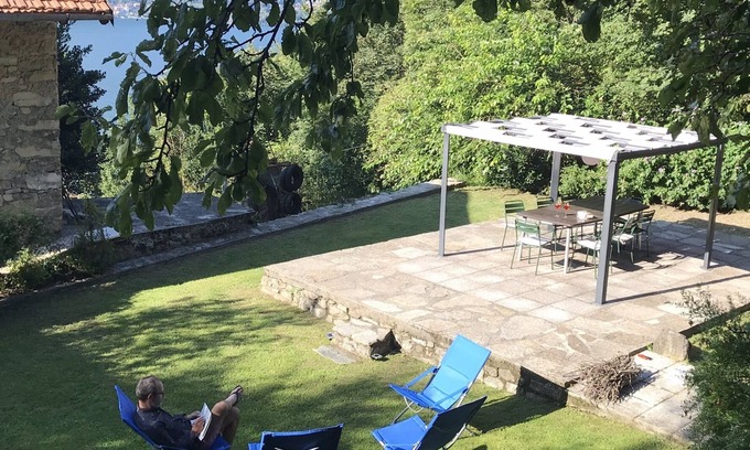 Lezzeno House | Authentic Italian home with roof terrace, private garden and private parking