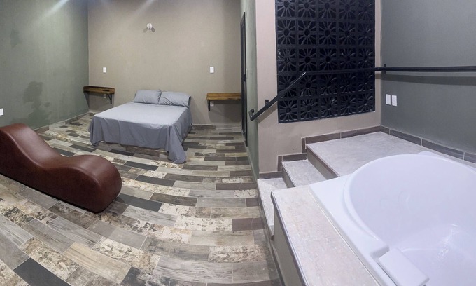 Manlio Fabio Altamirano Hotel | Autohotel El Búho