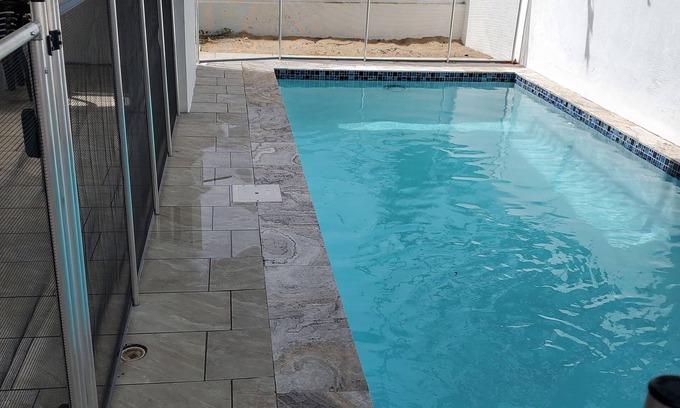 Herreras Apartment | Avacado Beach apartment