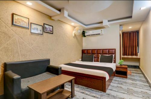Mohangarh Hotel | Avadh court with big parking