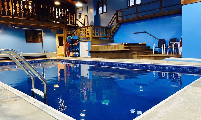 Comstock Northwest Ski Chalet | Available Sept 22-26 - Chalet with Private Indoor Pool & Hot Tub