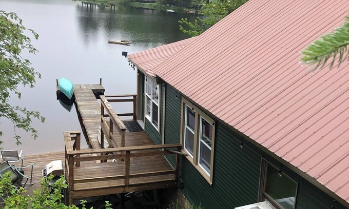 Lake Desolation Cottage | Ava’s Lakeside Cottage, Lakeside Cozy Cottage