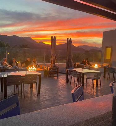 Nopolo Hotel | Aventuras Hotel