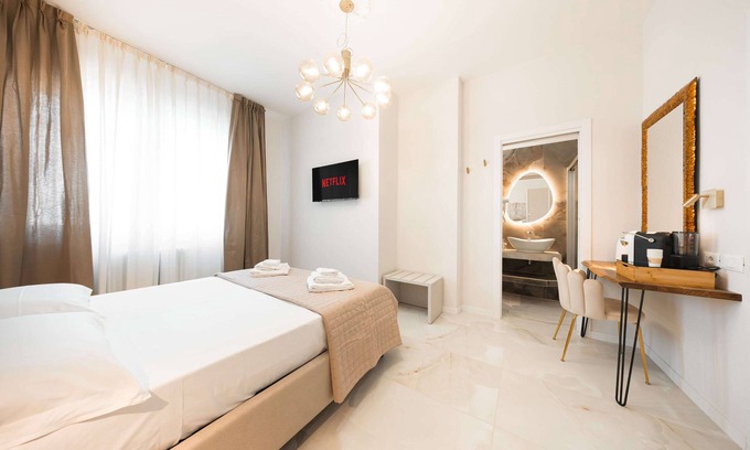 Historic Center Hotel | Avenue Suites