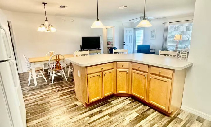 Duval House | Awesome Austin