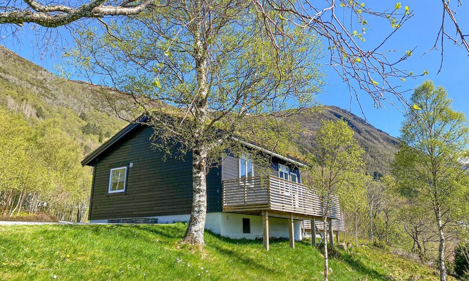 Ulstein Municipality House | Awesome home in ørsta