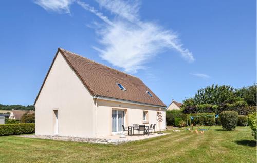 Blonville-sur-Mer House | Awesome Home In Blonville-Sur-Mer