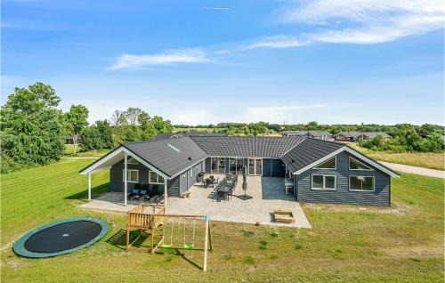 Grenaa House | Awesome Home In Grenaa With Sauna