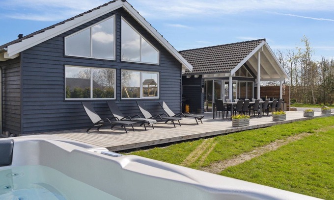 Idestrup House | Awesome home in Idestrup with sauna