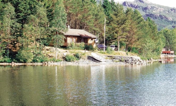 Veen House | Awesome home in Vikeså