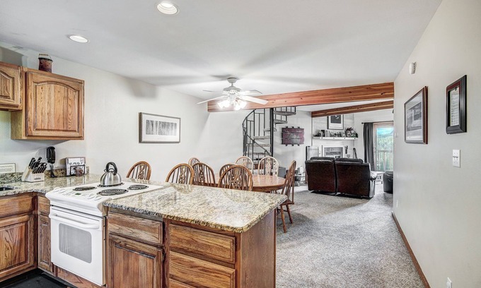 Silverthorne Condo | Awesome Spacious Condo, Spectacular Views, Nice Clubhouse