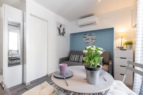 Le Suquet Apartment | Azur Studios Cannes