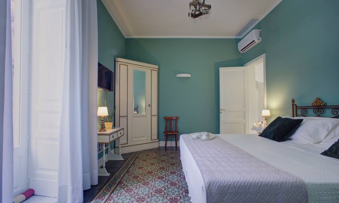 Borgo-Sanzio Bed & Breakfast | B&B Bellini Palace Luxury - CASTA DIVA
