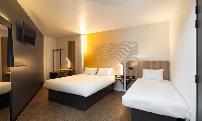 Chemin de l'Ile Hotel | B&B HOTEL NANTERRE Rueil Malmaison