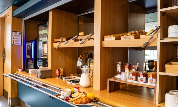 Saint-Etienne Hotel | B&B HOTEL Saint-Etienne Monthieu