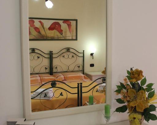 Santa Domenica Talao Bed & Breakfast | B&B LA RONDINE