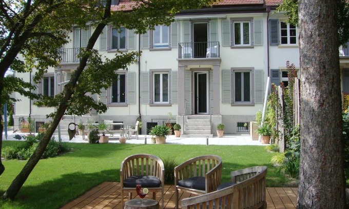 Basel Bed & Breakfast | B&B Laupenring, Basel